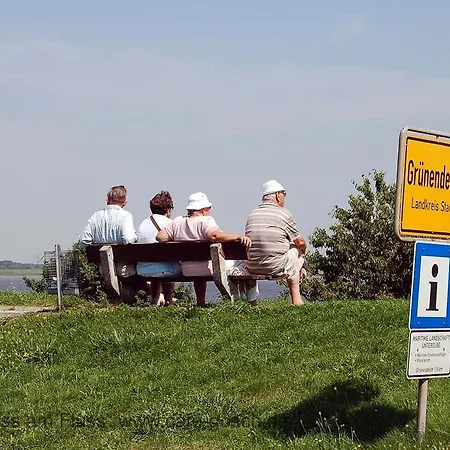 Elbblick Im Haus Luehegarten Grünendeich