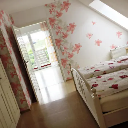 Elbblick Im Haus Luehegarten Lejlighed Grünendeich