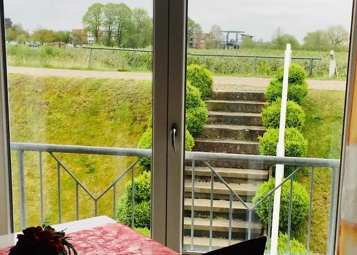 Elbblick Im Haus Luehegarten Lejlighed