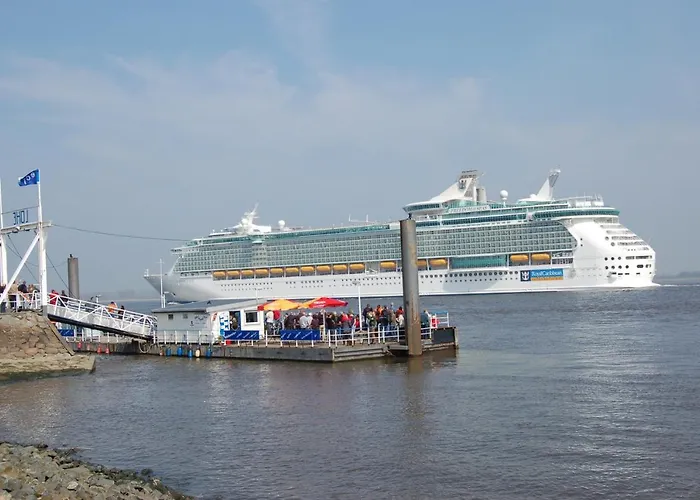 Elbblick Im Haus Luehegarten Grünendeich